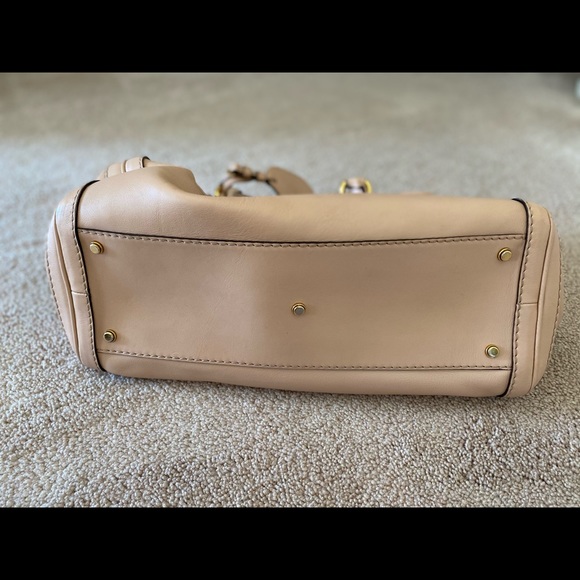 Gucci Leather Tote - Picture 3 of 16
